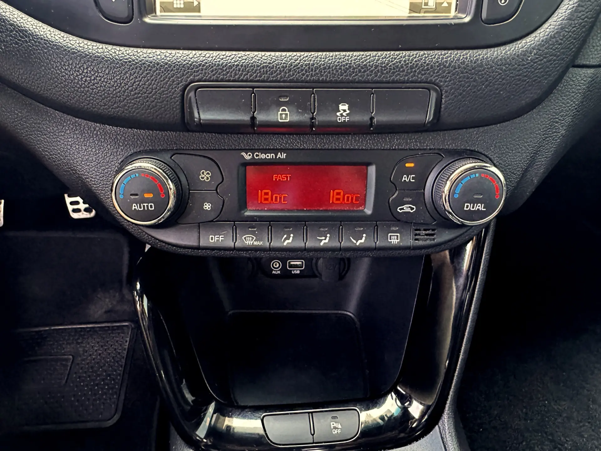 Kia Ceed 1.6 CRDi GT Line 18