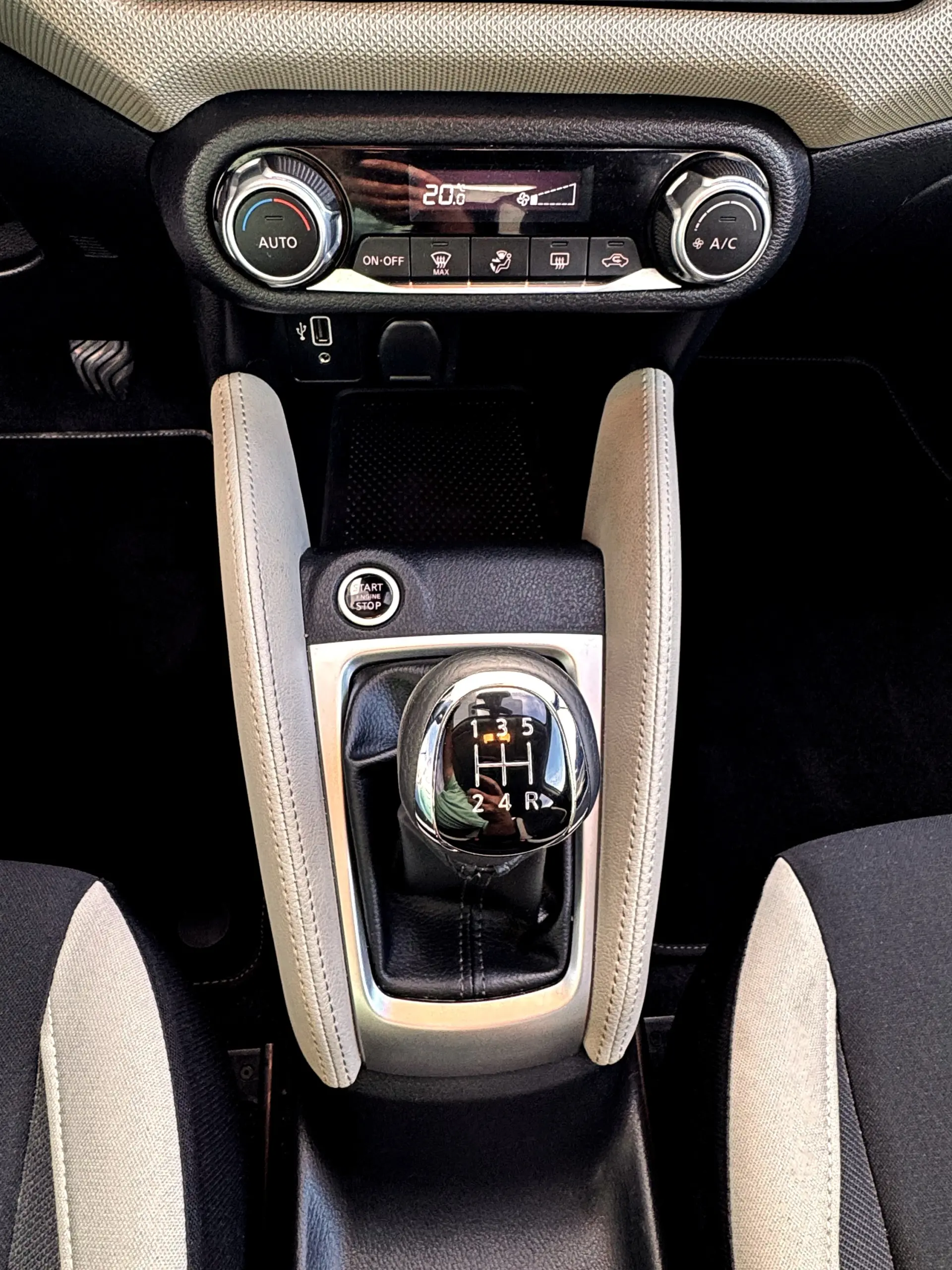 Nissan Micra 0.9 IG-T Visia S/S 19