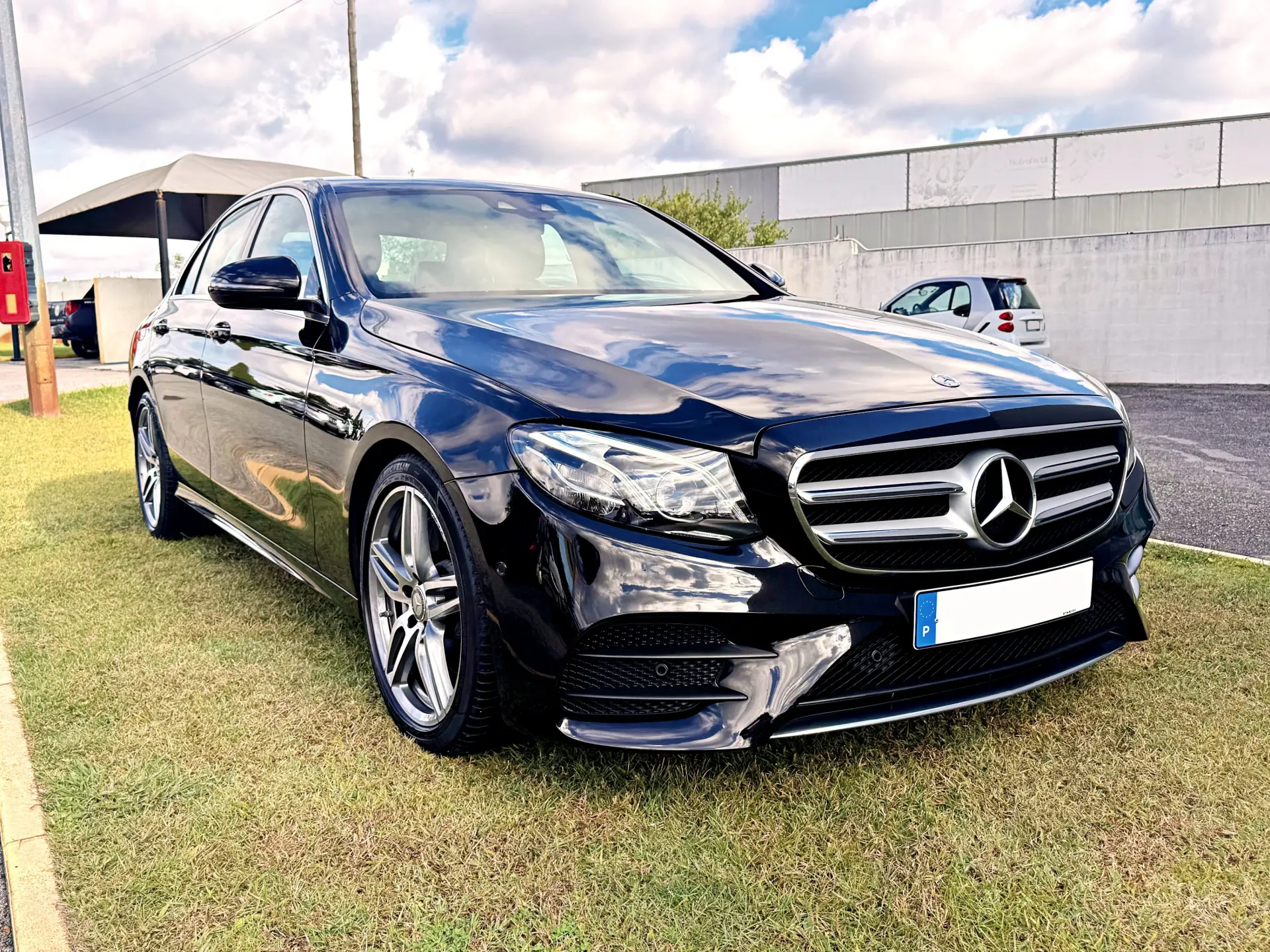 Mercedes-Benz E 220 d AMG Line 1