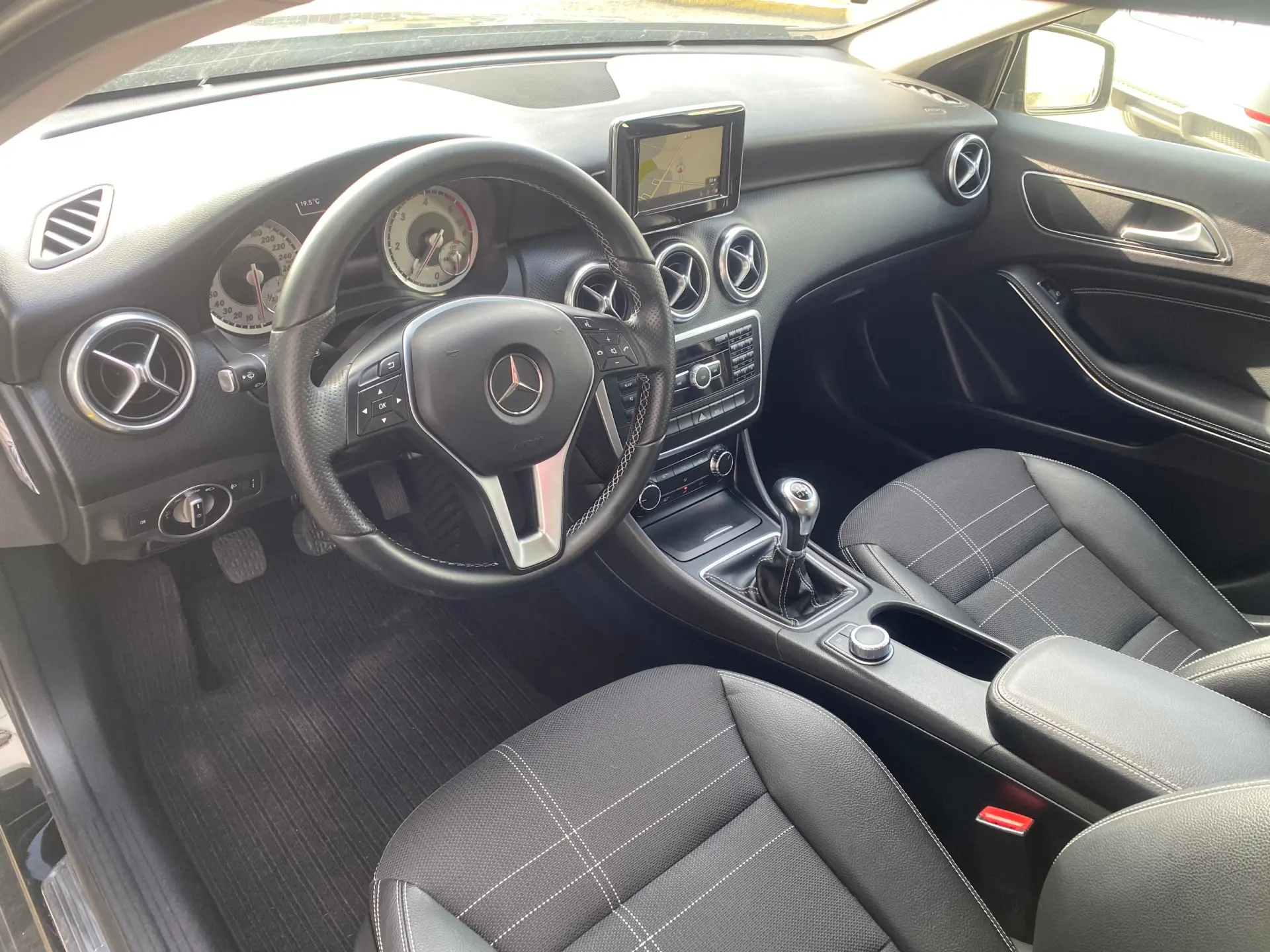 Mercedes-Benz A 180 CDI BE Urban 7