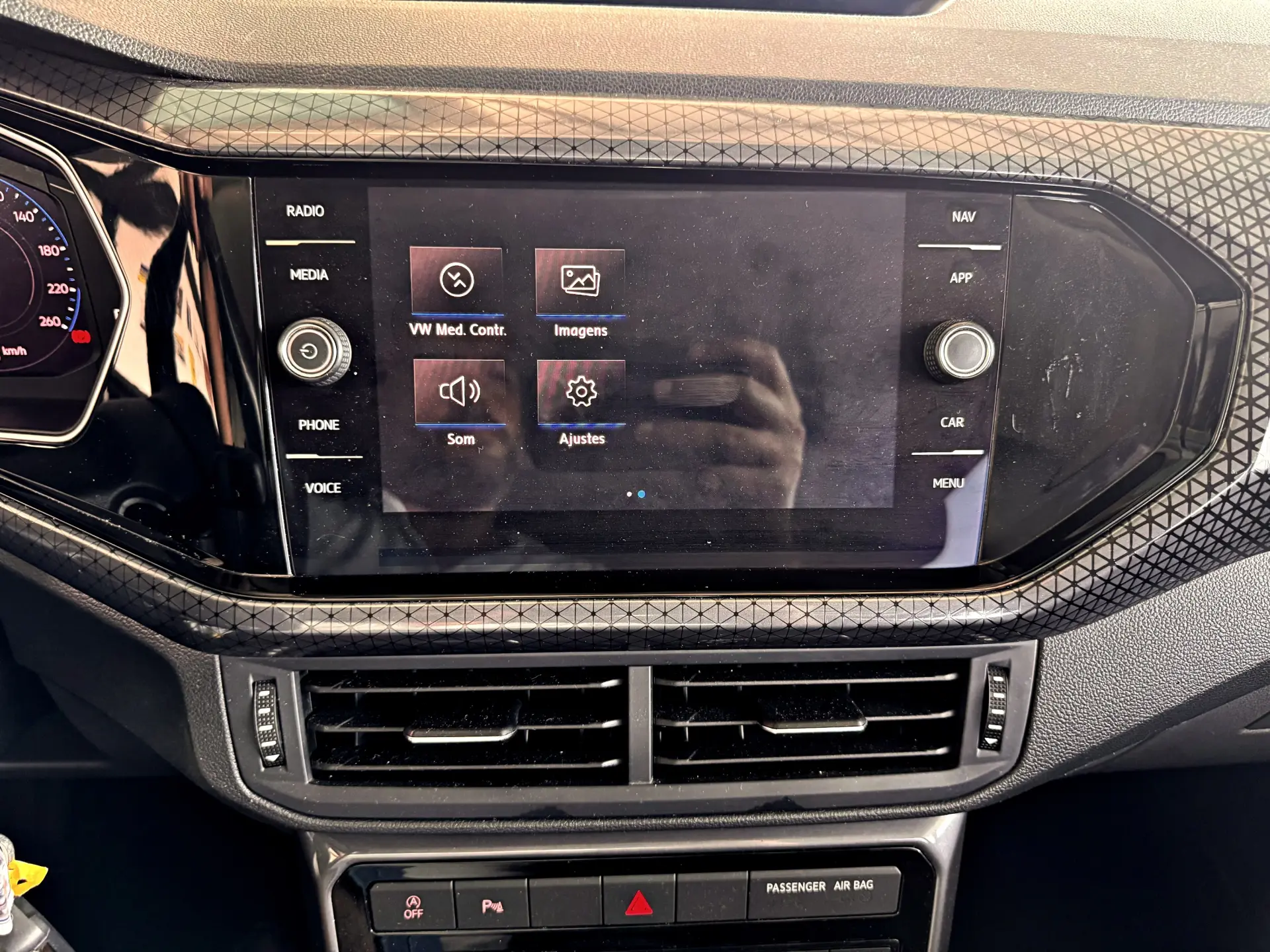 Volkswagen T-Cross 1.6 TDI Style DSG 27