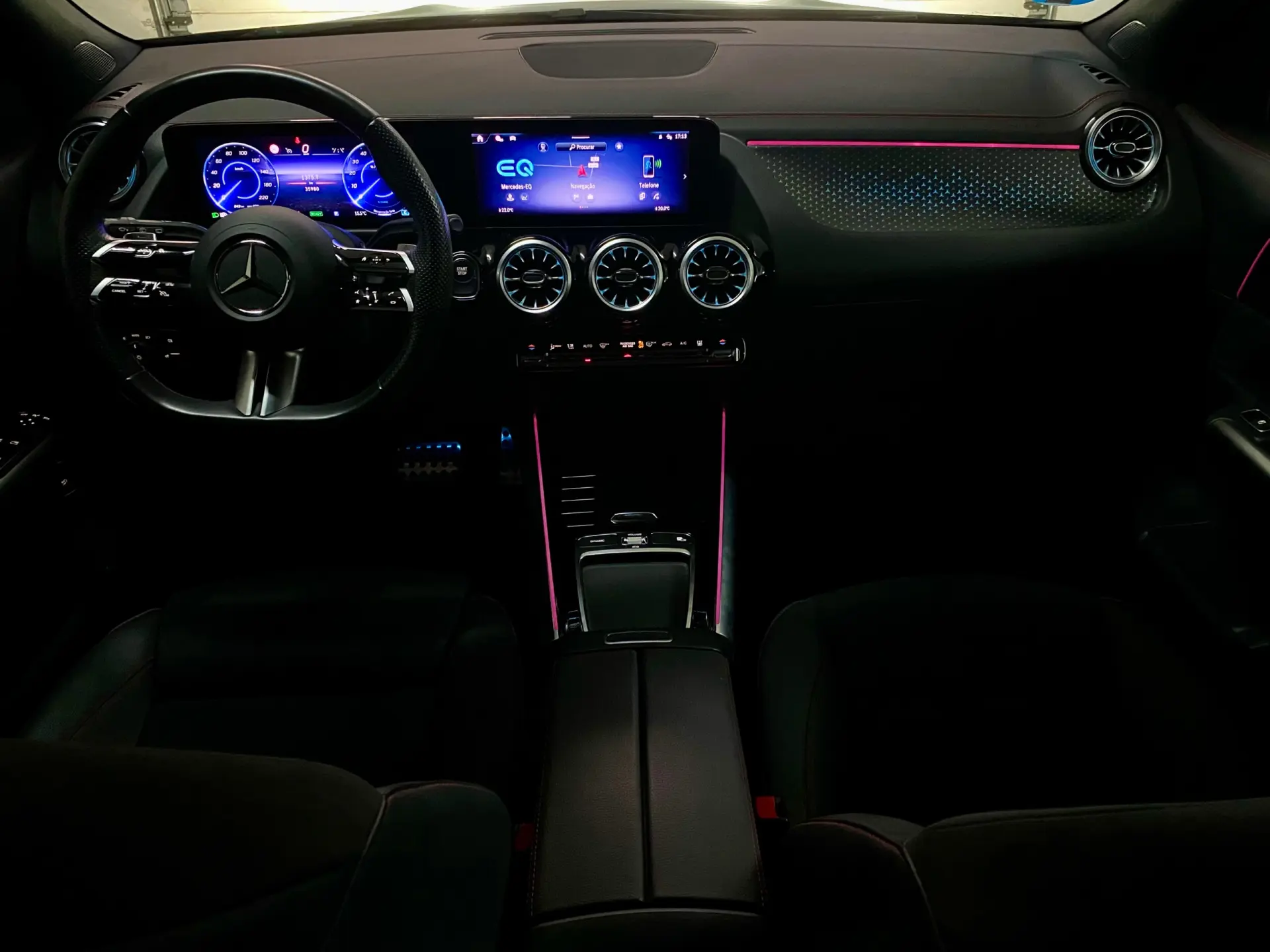 Mercedes-Benz EQA 250+ AMG Line 6