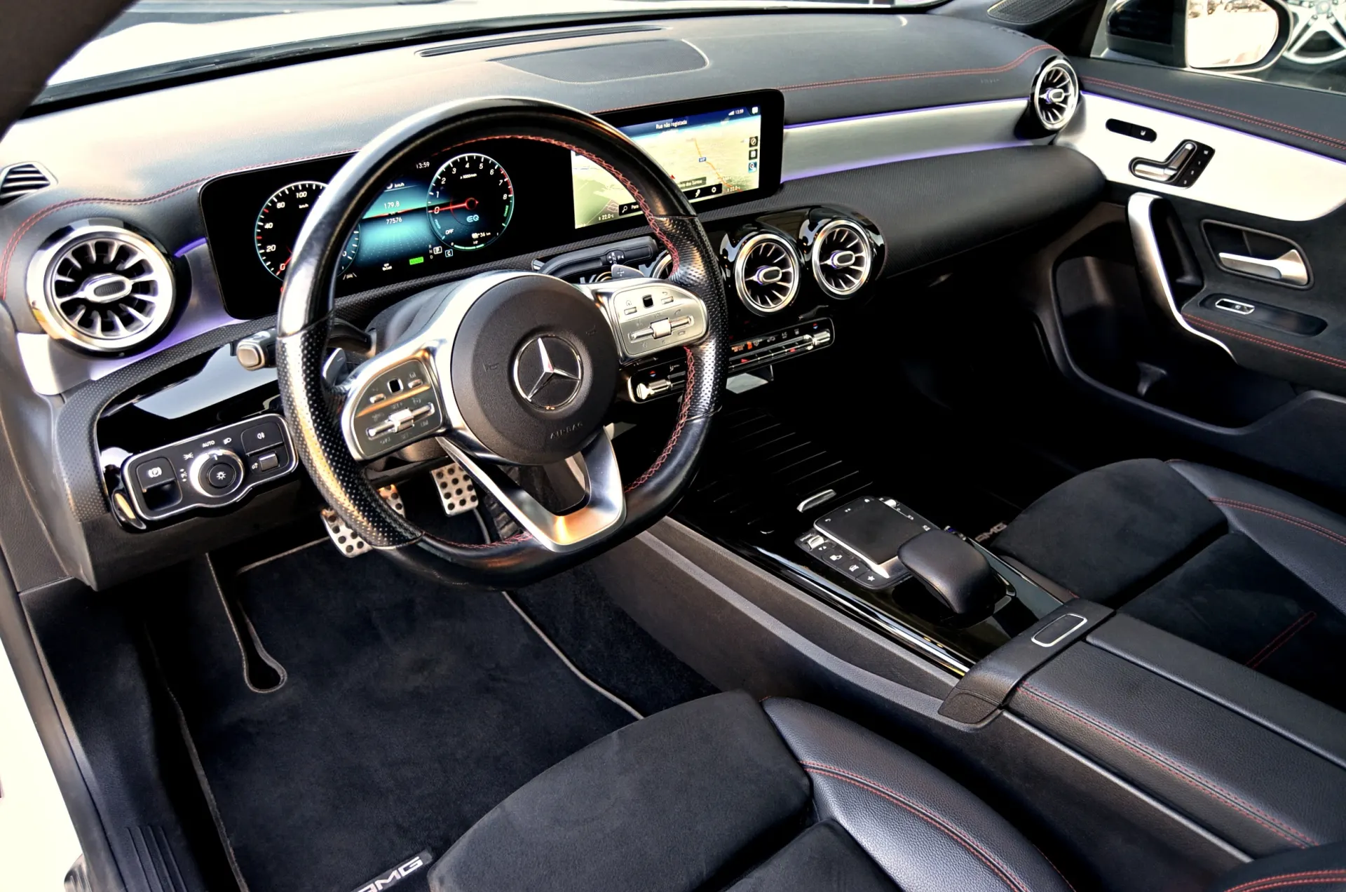 Mercedes-Benz CLA 250 e Shooting Brake AMG Line 7