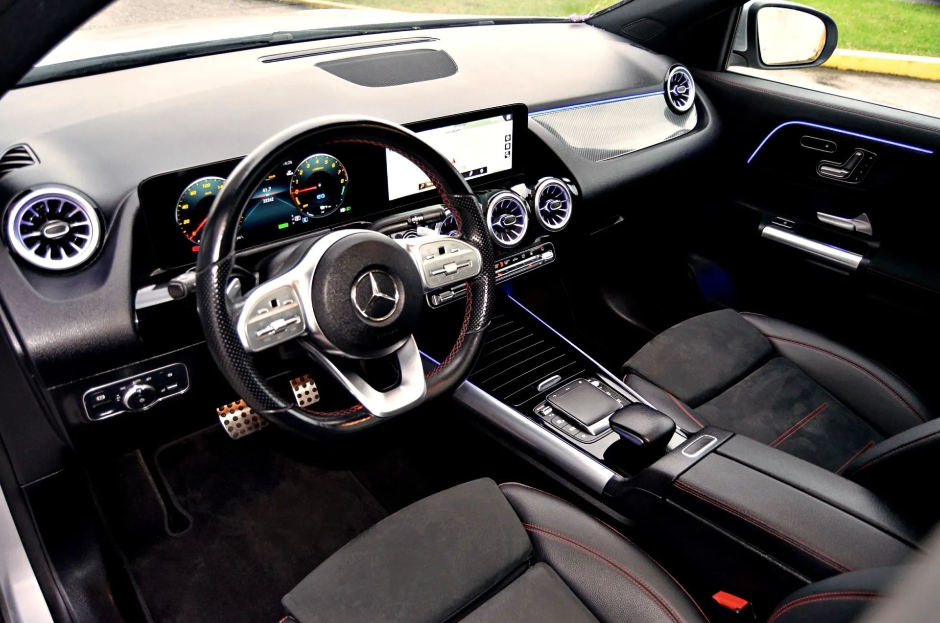 Mercedes-Benz GLA 250 e AMG Line 7