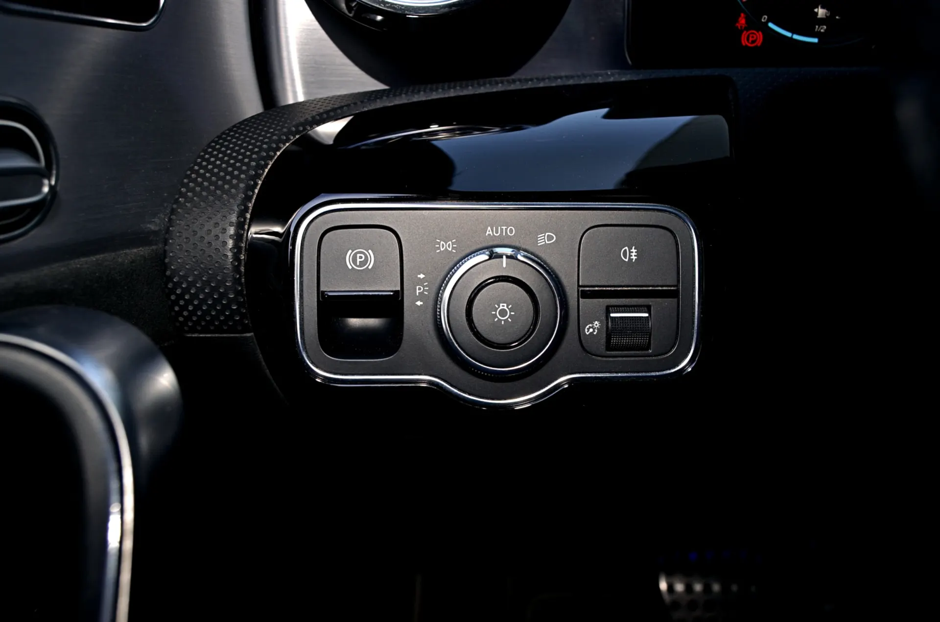 Mercedes-Benz CLA 250 e Shooting Brake AMG Line 12