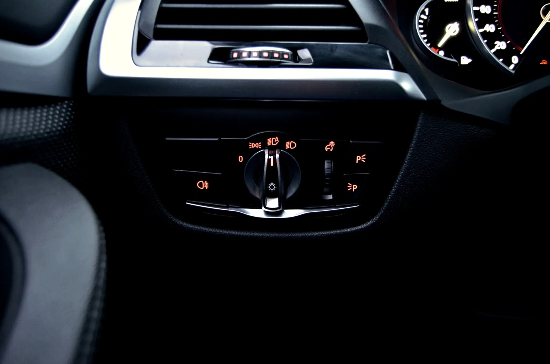 BMW X3 18 d sDrive Auto 12