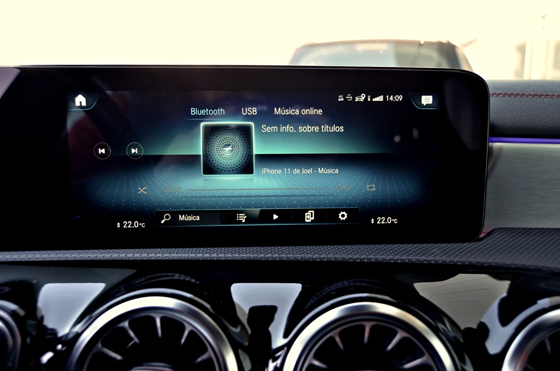 Mercedes-Benz CLA 250 e Shooting Brake AMG Line 43