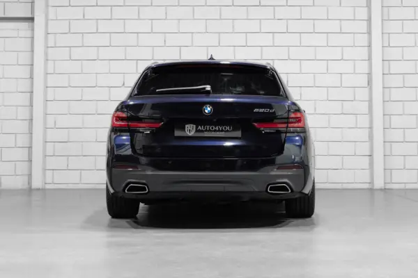 BMW 520 d Pack Desportivo M Auto 34