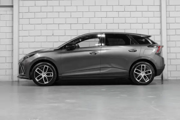 MG MG4 77 kWh Extended Range Luxury 3