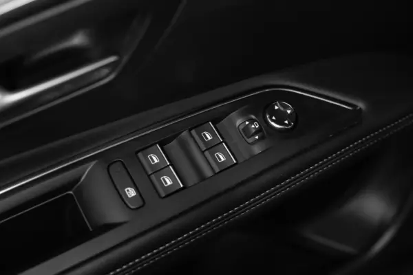 Peugeot 3008 1.6 Hybrid GT e-EAT8 22