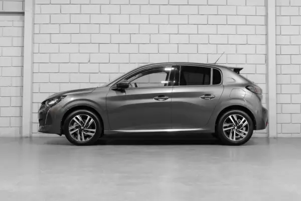 Peugeot 208 1.2 PureTech Allure Pack EAT8 3