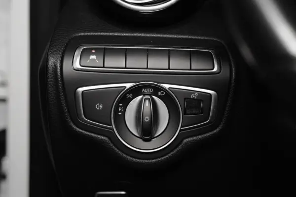Mercedes-Benz C 300 Avantgarde 30