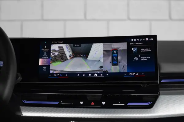 BMW 530 e Pack Desportivo M Pro 21