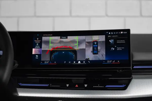 BMW 530 e Pack Desportivo M Pro 22