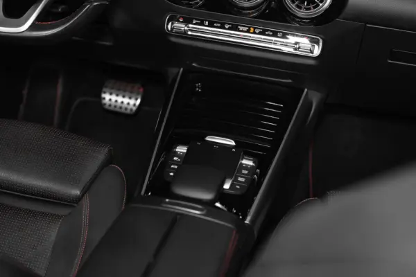 Mercedes-Benz GLA 250 e 8G-DCT Edition AMG Line 53