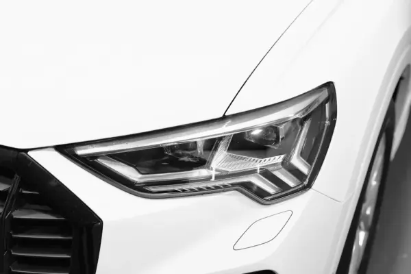 Audi Q3 45 TFSIe S line S tronic 26