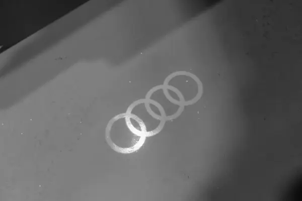 Audi Q3 45 TFSIe S line S tronic 29