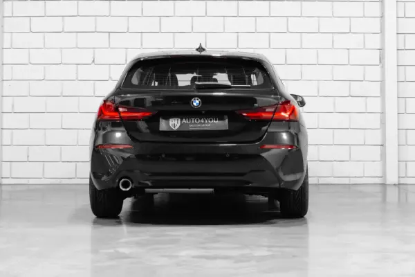 BMW 116 d Advantage Auto 32