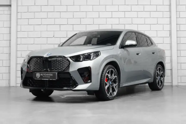 BMW iX2 xDrive30 Pack Desportivo M Pro 1