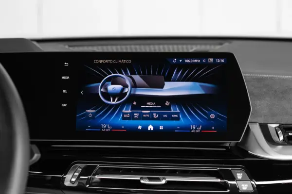 BMW iX2 xDrive30 Pack Desportivo M Pro 17