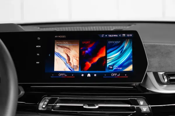 BMW iX2 xDrive30 Pack Desportivo M Pro 31