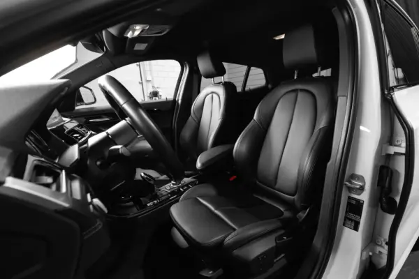 BMW X2 16 d sDrive Auto Pack M 5
