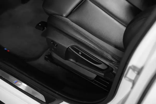 BMW X2 16 d sDrive Auto Pack M 23