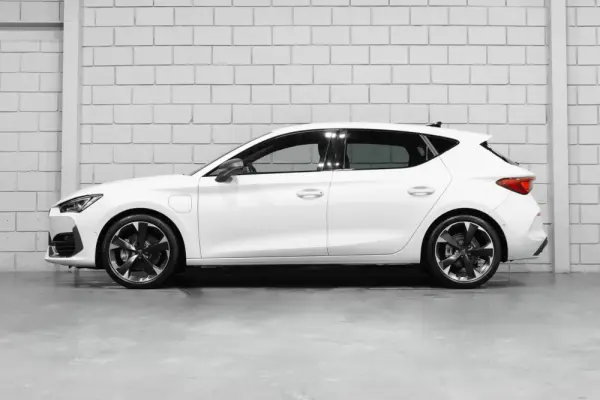 Cupra Leon 1.4 e-Hybrid VZ DSG 3