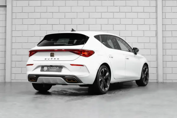 Cupra Leon 1.4 e-Hybrid VZ DSG 4