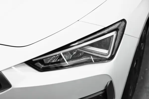 Cupra Leon 1.4 e-Hybrid VZ DSG 18