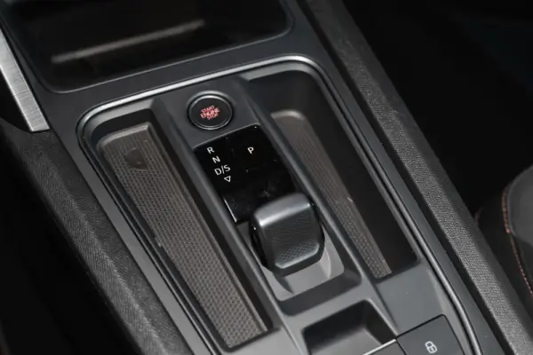 Cupra Leon 1.4 e-Hybrid VZ DSG 33