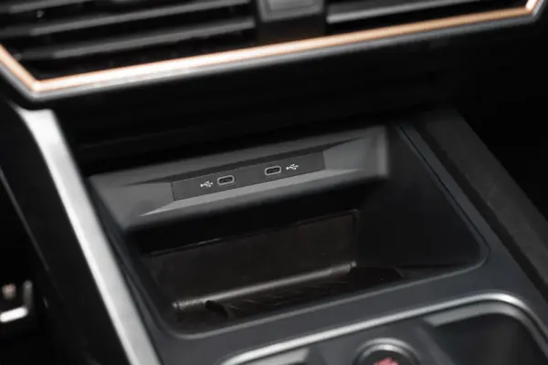 Cupra Leon 1.4 e-Hybrid VZ DSG 34