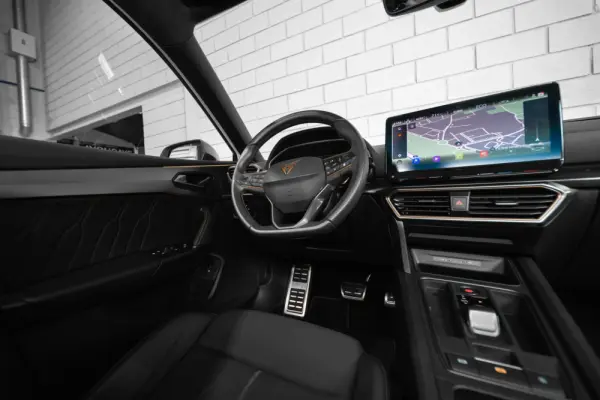 Cupra Leon 1.4 e-Hybrid VZ DSG 38