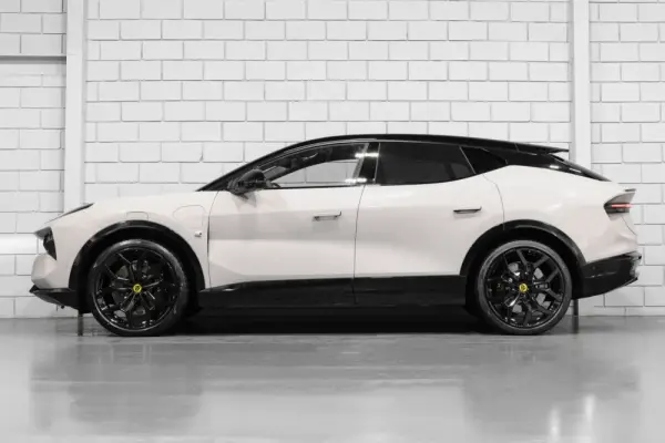 Lotus Eletre 600 Sport SE 3