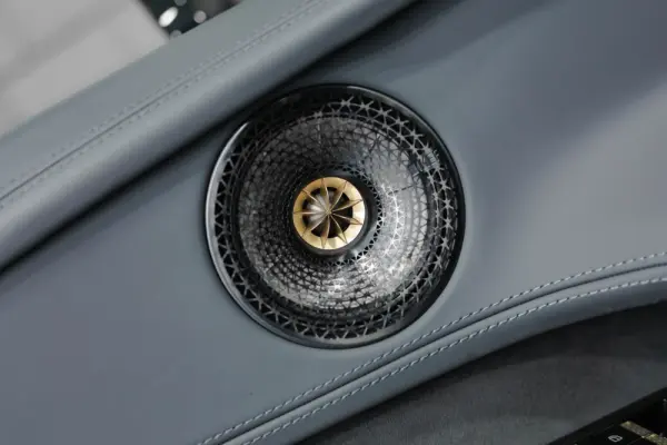 Lotus Eletre 600 Sport SE 43