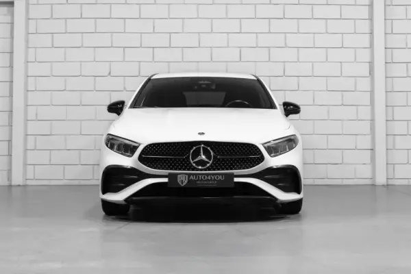 Mercedes-Benz A 180 d AMG Line Aut. 2