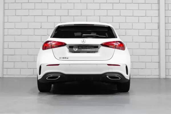 Mercedes-Benz A 180 d AMG Line Aut. 42