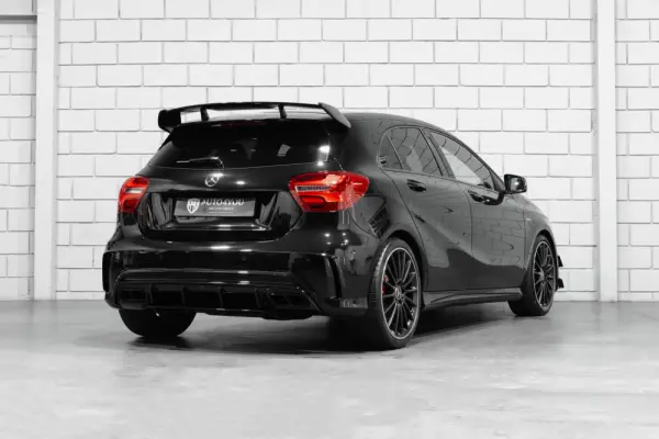 Mercedes-Benz A 45 AMG 4Matic Speedshift 7G-DCT 4