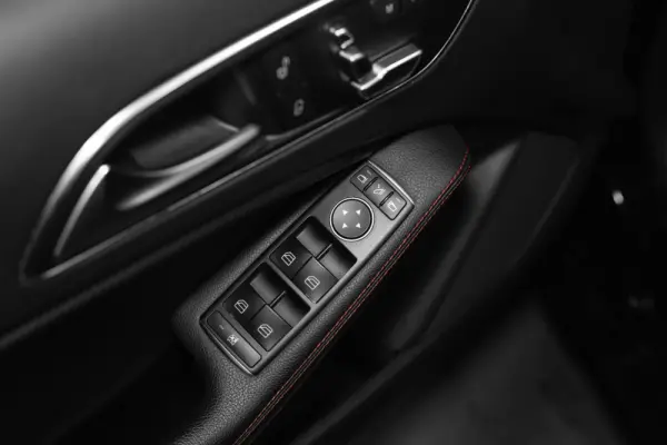 Mercedes-Benz A 45 AMG 4Matic Speedshift 7G-DCT 22