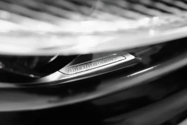 Mercedes-Benz A 45 AMG 4Matic Speedshift 7G-DCT 38