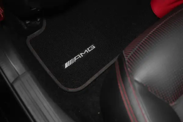 Mercedes-Benz A 45 AMG 4Matic Speedshift 7G-DCT 41