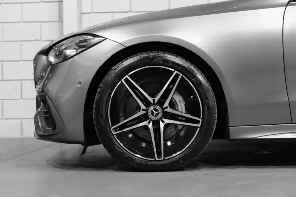 Mercedes-Benz C 220 Station d 9G-TRONIC AMG Line 31