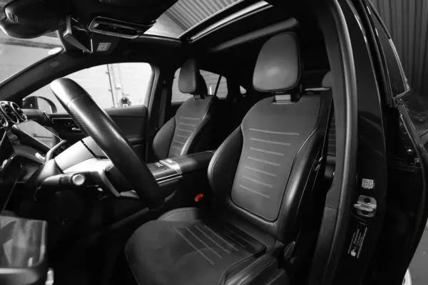 Mercedes-Benz GLC 300 e 4Matic 9G-TRONIC Edition AMG Line 5