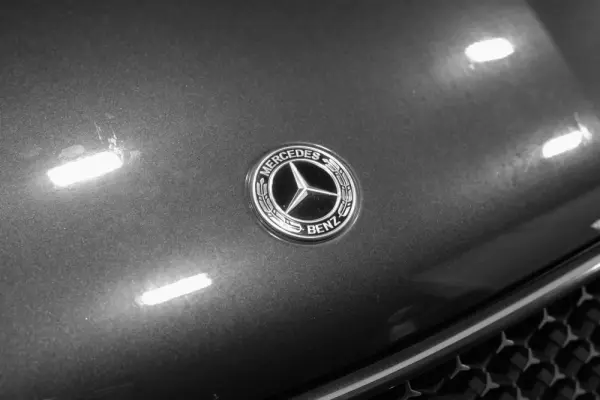 Mercedes-Benz GLC 300 e 4Matic 9G-TRONIC Edition AMG Line 28