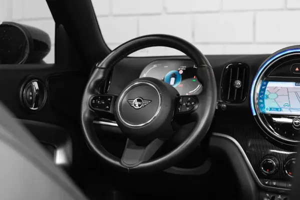 MINI Countryman Cooper SE All4 Aut. 6