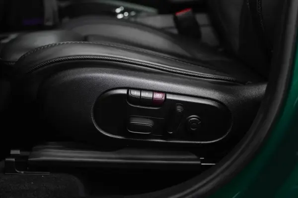 MINI Countryman Cooper SE All4 Aut. 29