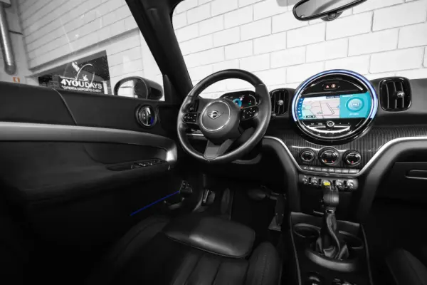 MINI Countryman Cooper SE All4 Aut. 37