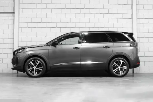 Peugeot 5008 1.2 PureTech GT EAT8 3