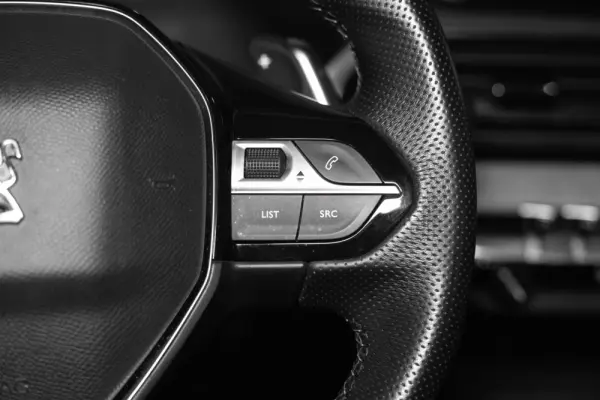 Peugeot 5008 1.2 PureTech GT EAT8 8