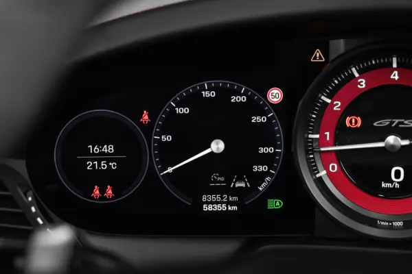 Porsche 911 (992) Carrera 4 GTS PDK 16